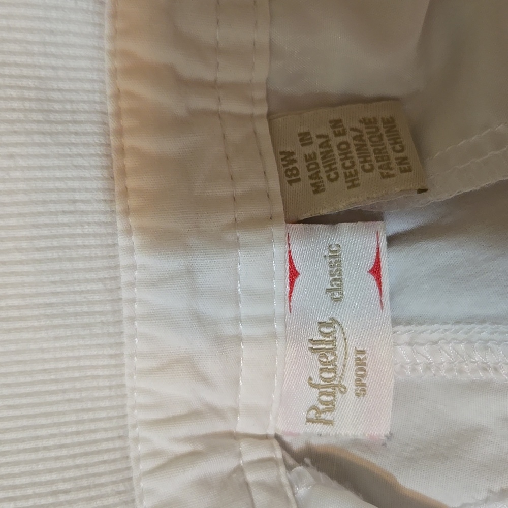 Rafaella Sport Classic White Capri Pants with Button Detail - Picture 2 of 4